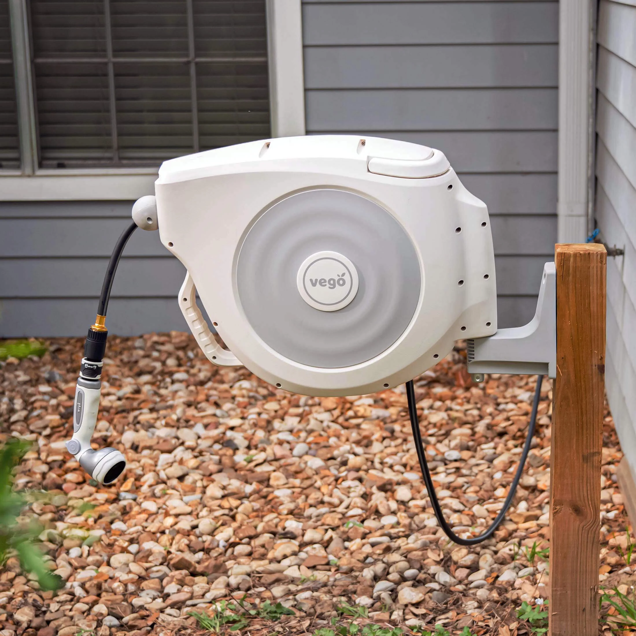 Vego Hi-Flow Retractable Hose Reel Set - Image 10